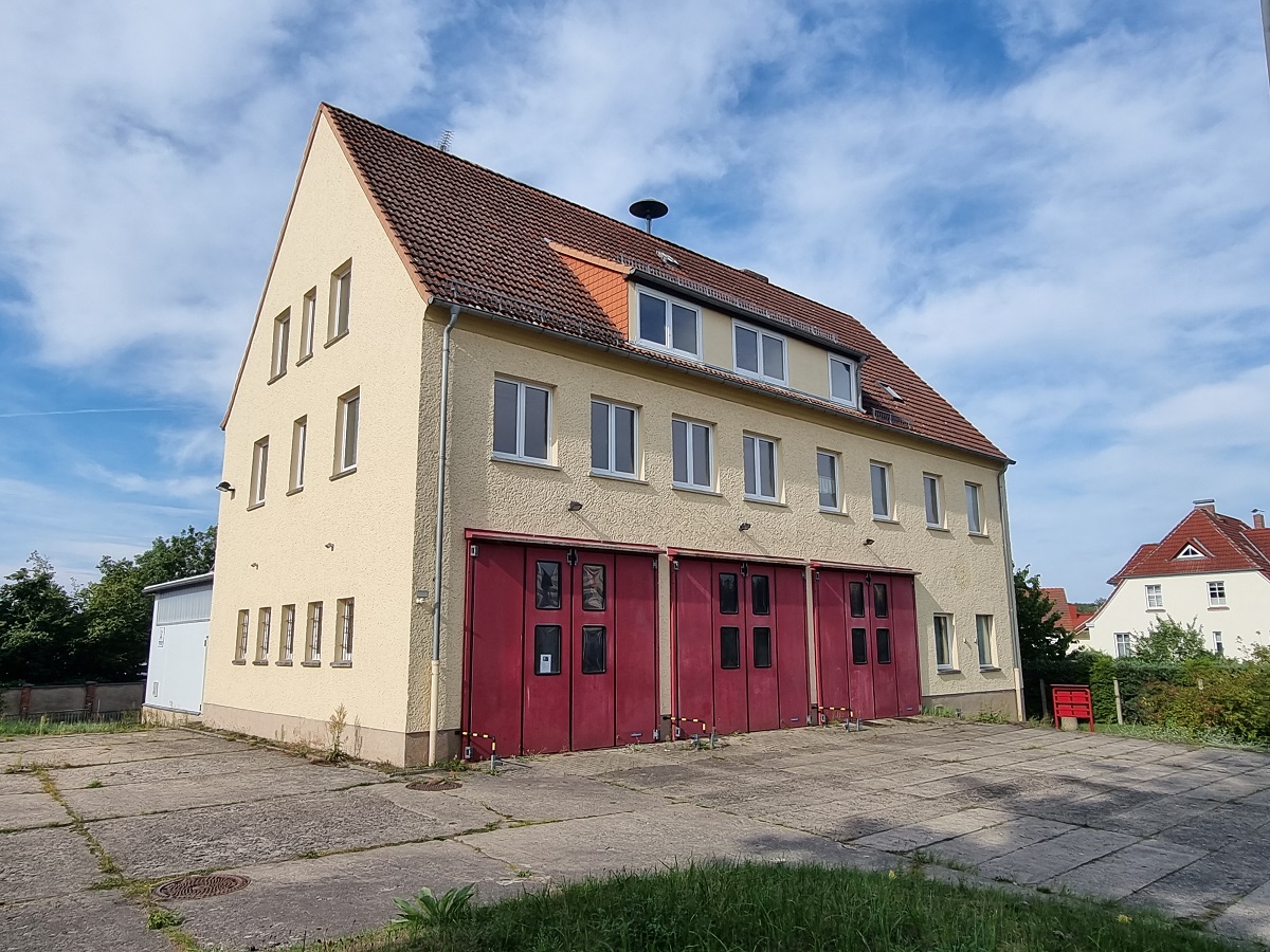 Stadt Wesenberg schreibt Grundstück des ehemaligen Feuerwehrgerätehaus